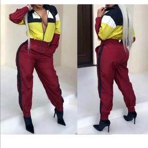 Jumpsuit size large fits like medium